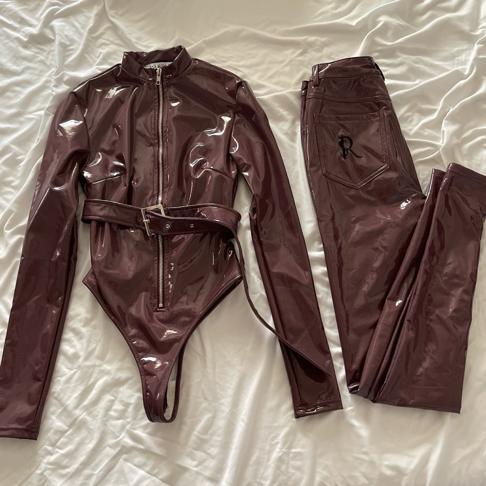 Designer- Gsuwoo SHOP SO REAL. Liquid Leather bodysuit with pants & belt